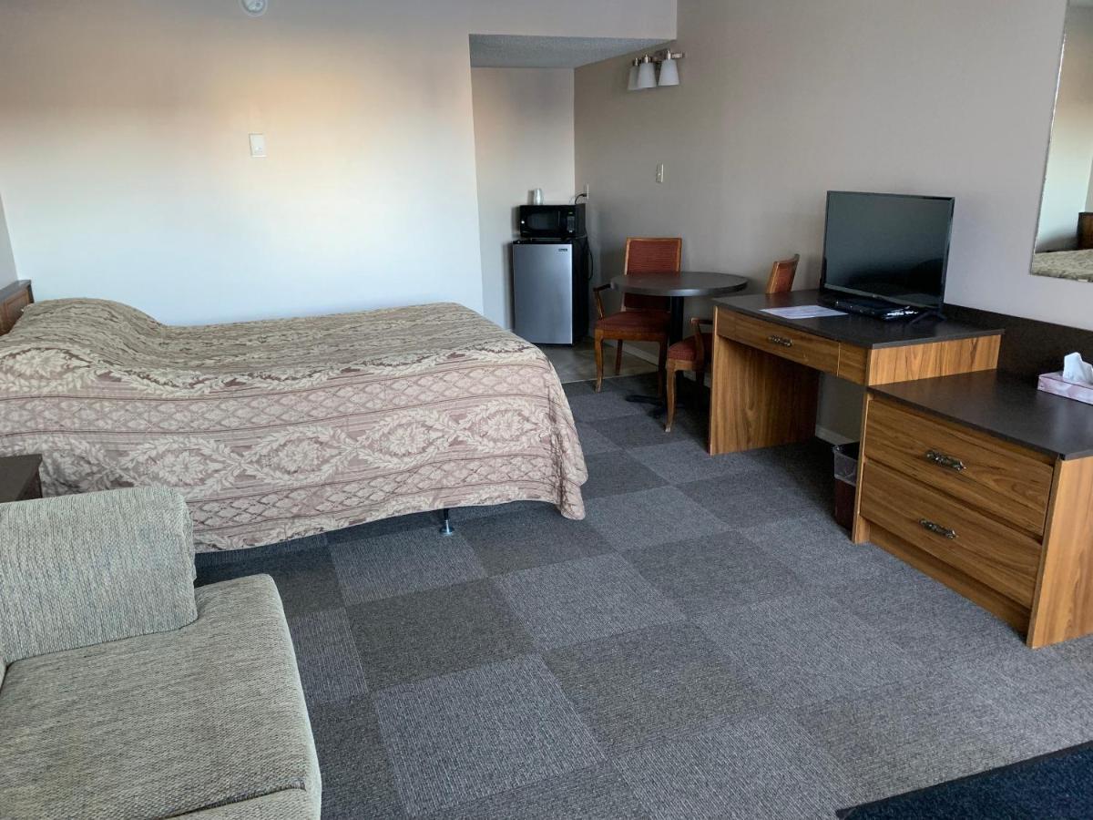 Airways Motel 콜드레이크 외부 사진